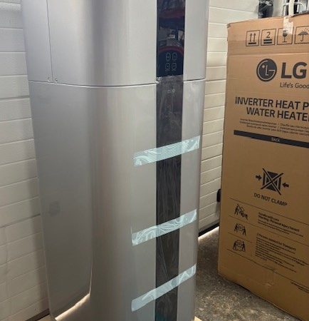 LG WH20S F5 Warmtepompboiler 200 Liter 230 volt - NIEUW MET TRANSPORT SCHADE - LICHT GEDEUKT. - Afbeelding 2
